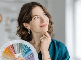 Best Clothing Colors for Your Hair, Eyes, and Skin Undertone